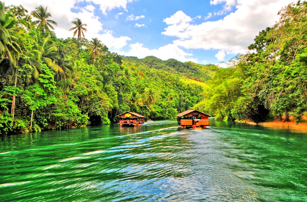 PHILIPPINES - Les îles entre ciel et mer